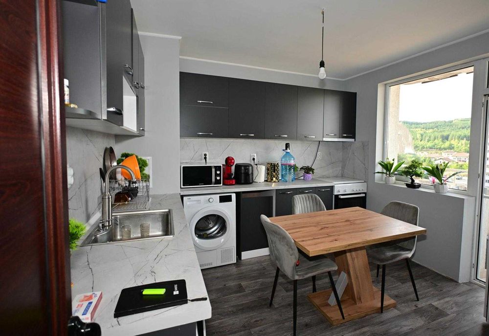 Продава се Мезонет в Перник, Изток - 142 кв.м за 1060 €/кв.м - Снимка #1