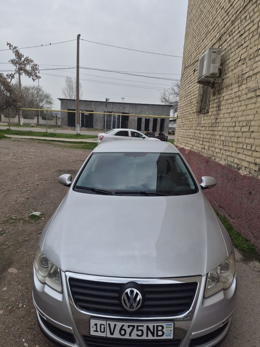 Срочно продаётся иномарка Фольксваген Пассат б6 2006 года