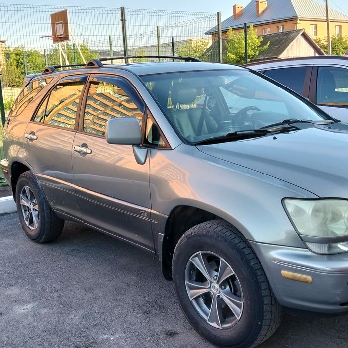 Продам Лексус рх300