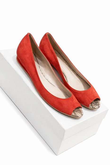 Балетки с открытым носком