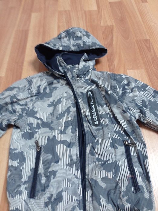 Vand geaca de toamna baieti, potrivita pentru scoala