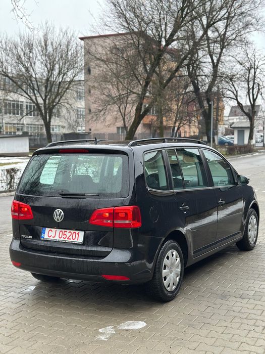 Volkswagen Touran 1.2 TSI 2011 cu 7 Locuri