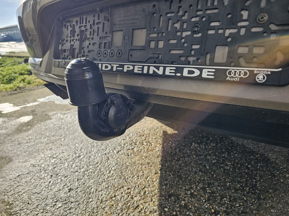 Vand dezmembrez vw passat B7  , 60000 km , 1.8 tsi , 160 cp ,  AVARIAT