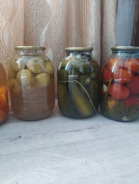 Продам домашние соленья и компоты
