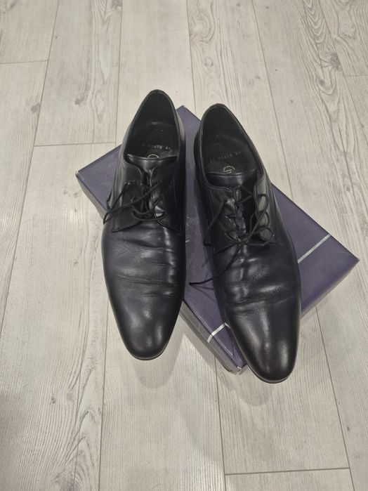 Официални обувки