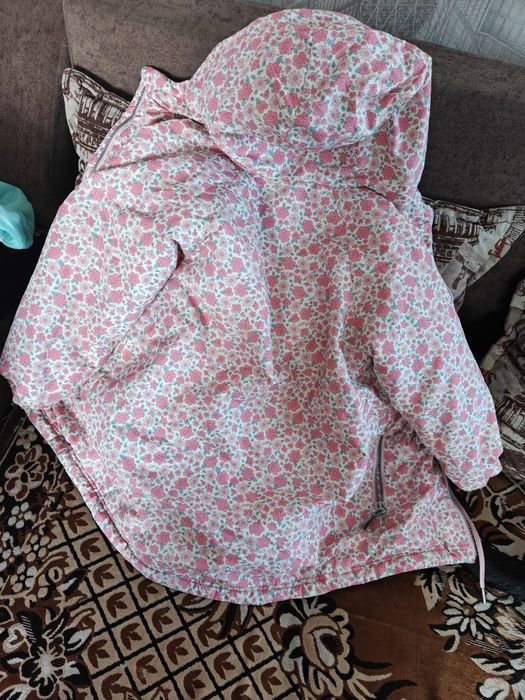 Курточки демисезонные на девочку