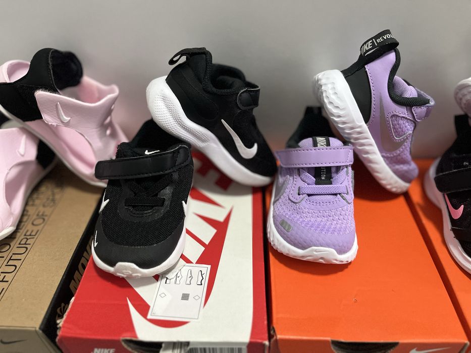 Маратонки Nike C3