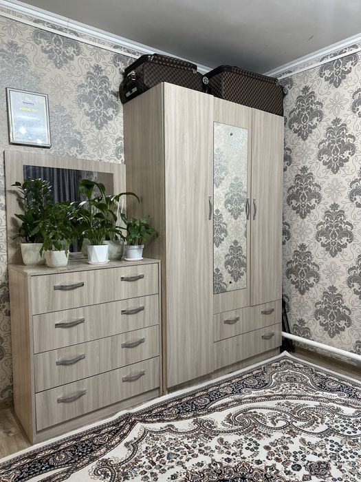 Спальный гарнитур