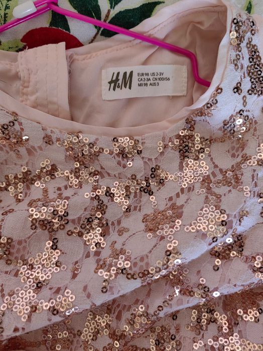 Бледо розова рокля H&M