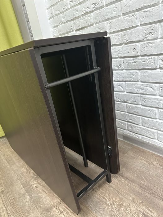 Стол  - книжка.