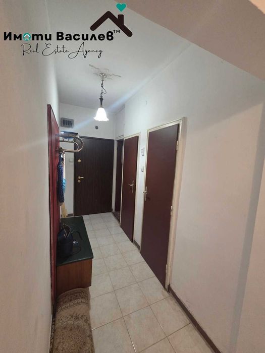 Продава се Тристаен апартамент в София, Център - 70 кв.м за 1567 €/кв.м - Снимка #8