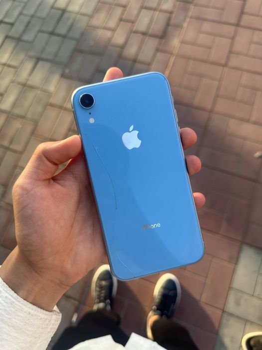 iphone Xr 64/78 bitta aybi orqa krishka singan