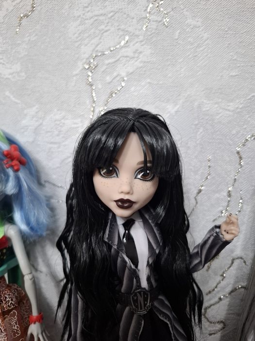 Monster high гулия венсдей