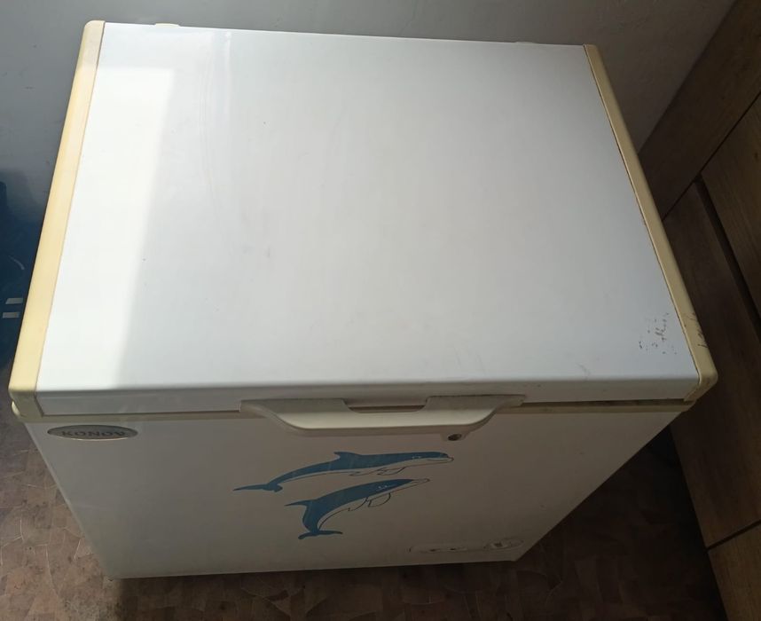 Продам морозильник