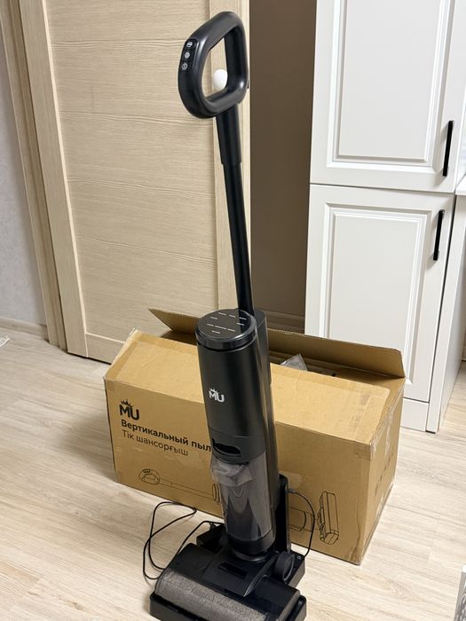 Моющий пылесос "MU" модель MD-01.
