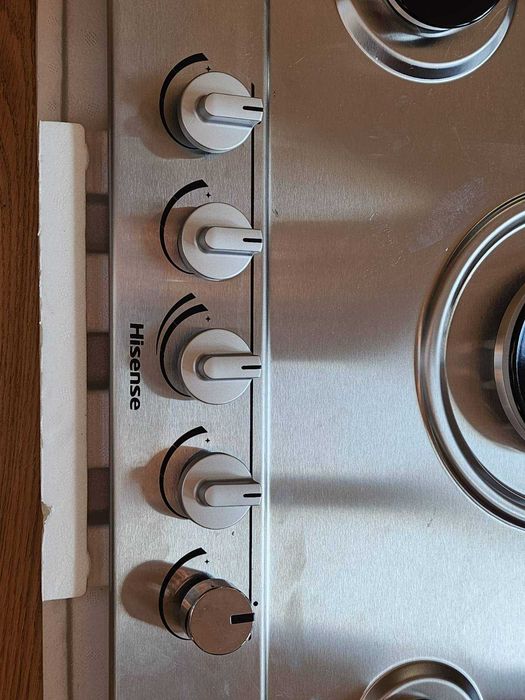 Газов котлон Hisense GM772XF