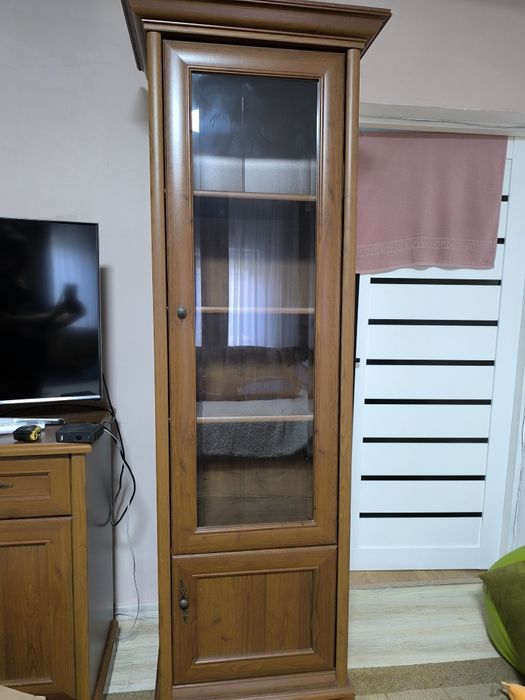 Продам комплект мебели в гостиную