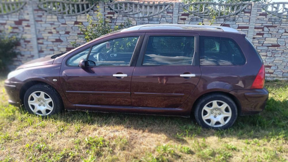 De vânzare Peugeot 307 – 2005 – 5000 lei (negociabil)