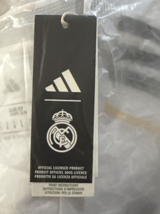Adidas Real Madrid tricou oficial, marimea S, nou, sigilat