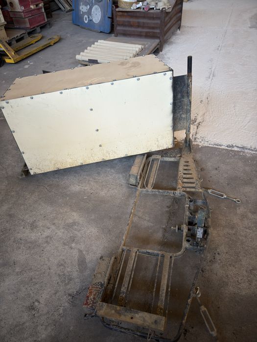 Клетка за кучета за кола