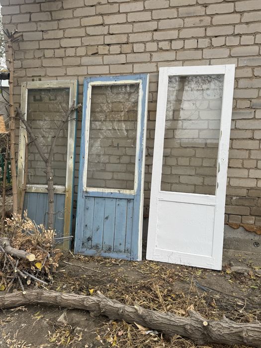 Продам деревянные двери