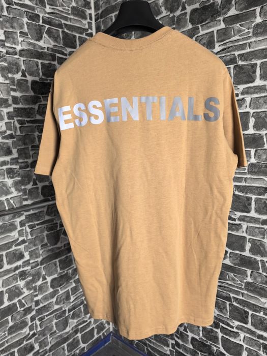 Essential тениска високо качество