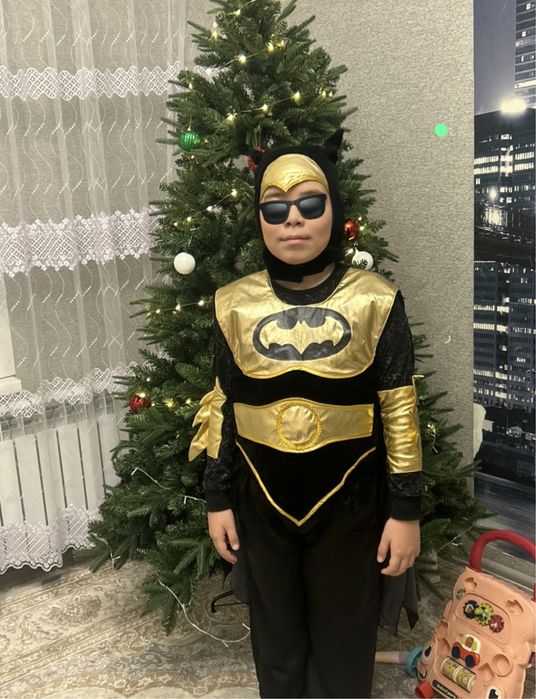 Продам костюм Бэтмен