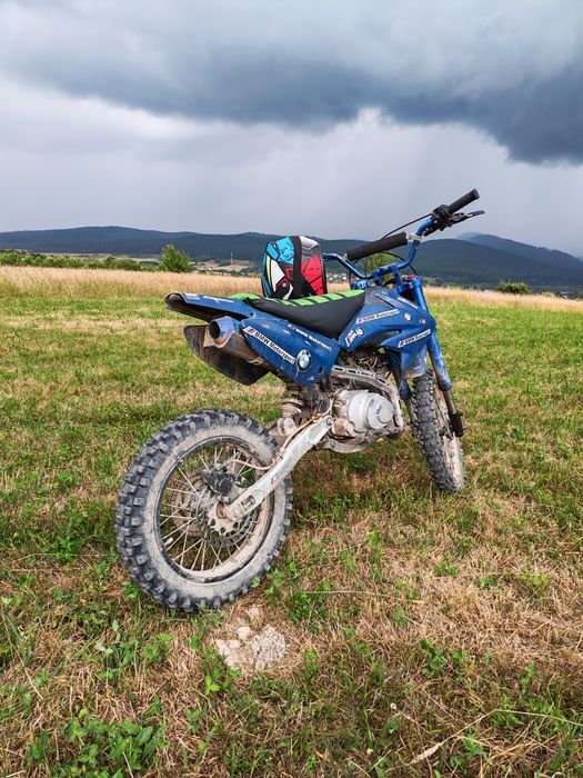 Cross de 125,cc in stare foarte buna mai multe detalii la tel