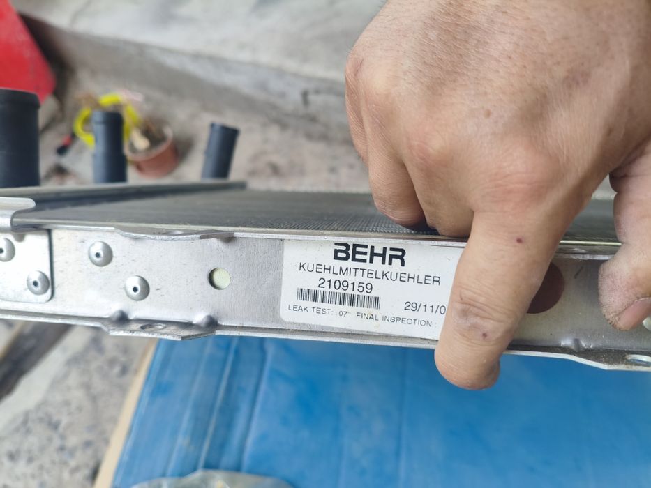 Радиатор Ауди А6 С4