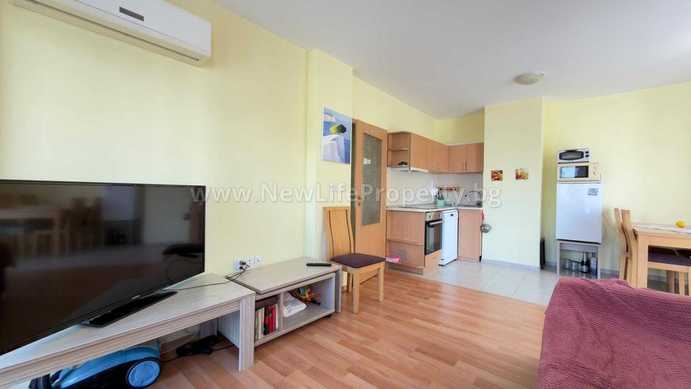 Продава се Двустаен апартамент в к.к. Слънчев бряг - 63 кв.м за 1318 €/кв.м - Снимка #5