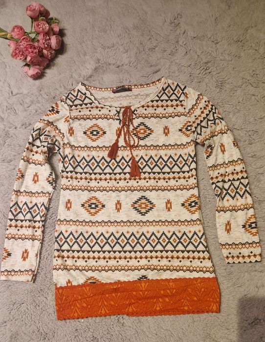 Top nou cu imprimeu aztec