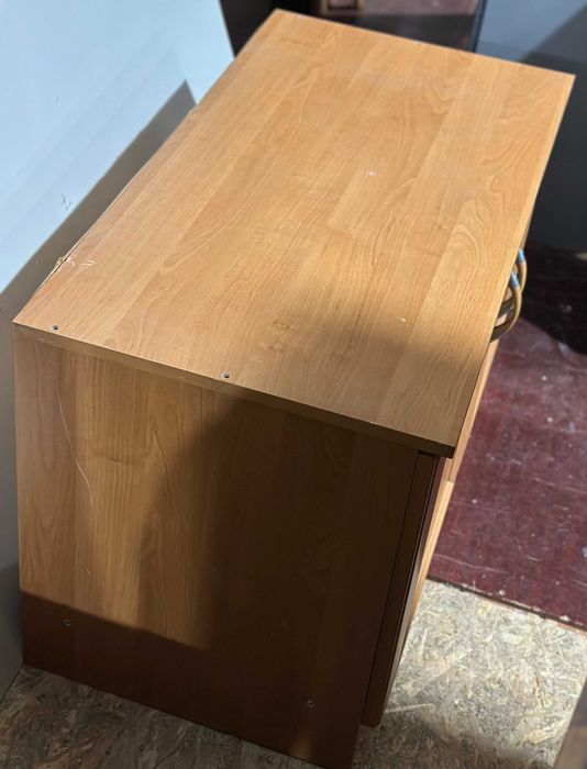 2 buc Comoda cu 2 usi si rafturi; Mic Dulap