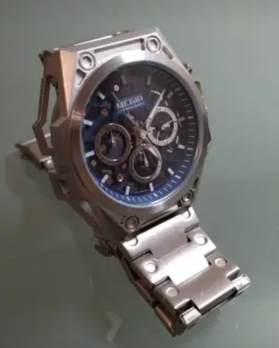 Продам наручные часы