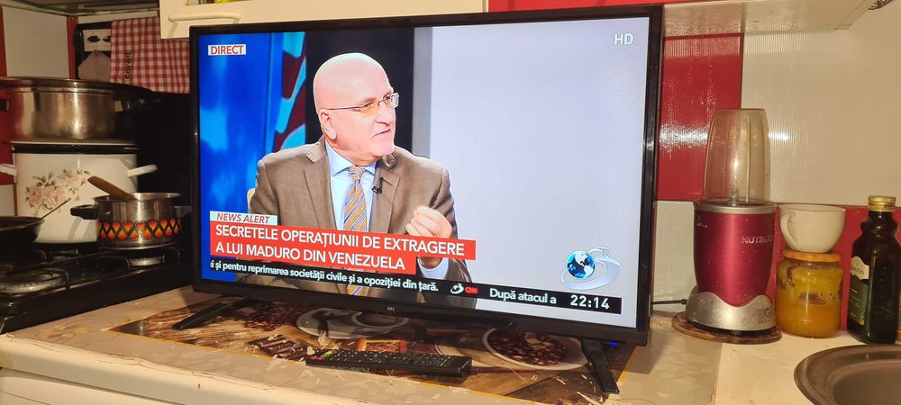 TV LED 81 cm = 250 lei