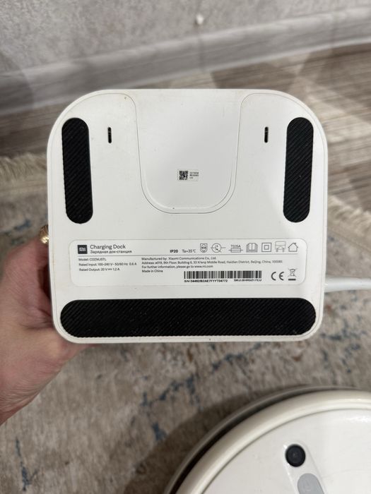 Продам робот пылесос