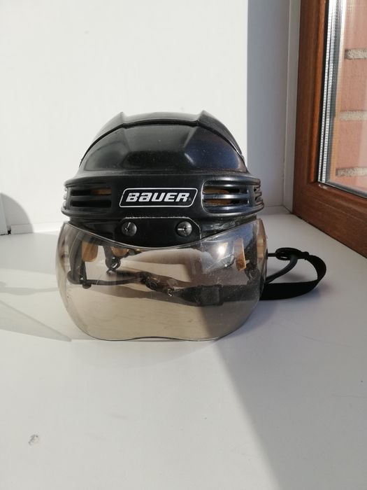 Хоккейный шлем BAUER