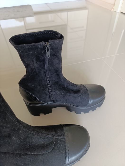 Дамски боти с платформа