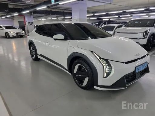 Kia EV4 2WD O'zbekistongacha 28.700$ Zakazga obkeberamiz Koreadan