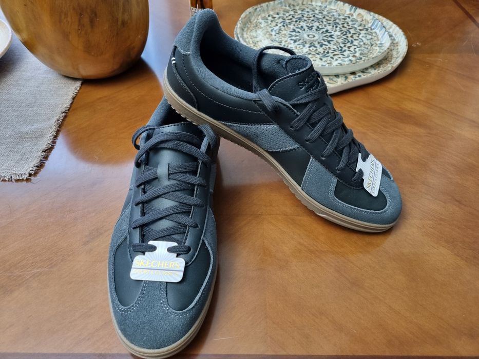 Продам кеды Skechers