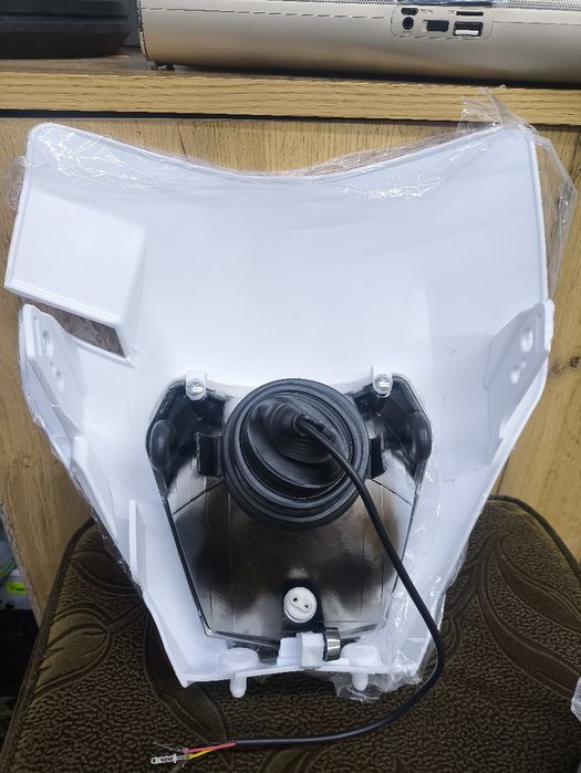 Продам фару КТМ Эндуро.