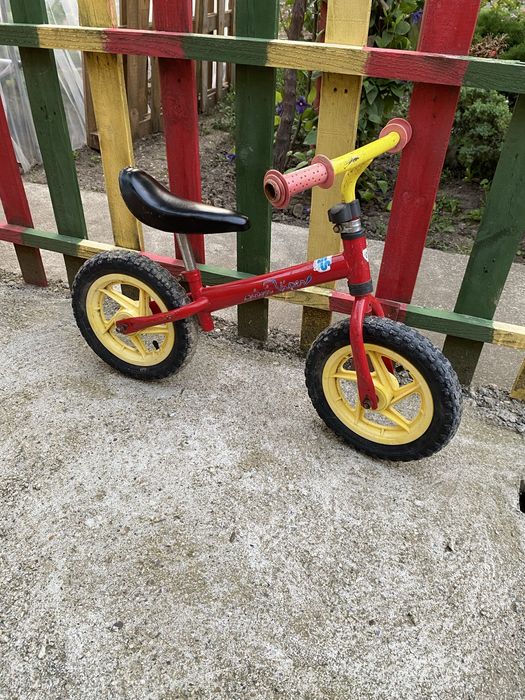 Детска триколка, тротинетка и колело