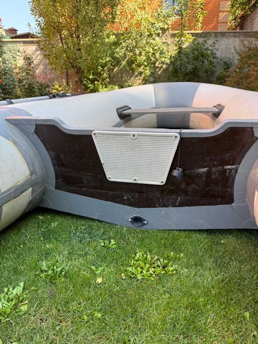 Лодка с транцем из ПВХ