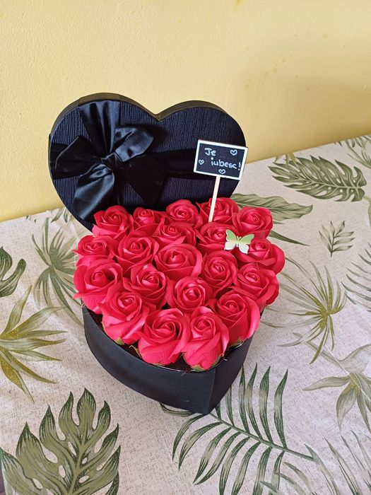 Ornamente trandafiri de săpun