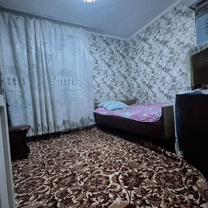 Продаётся 2х комнатная  квартира