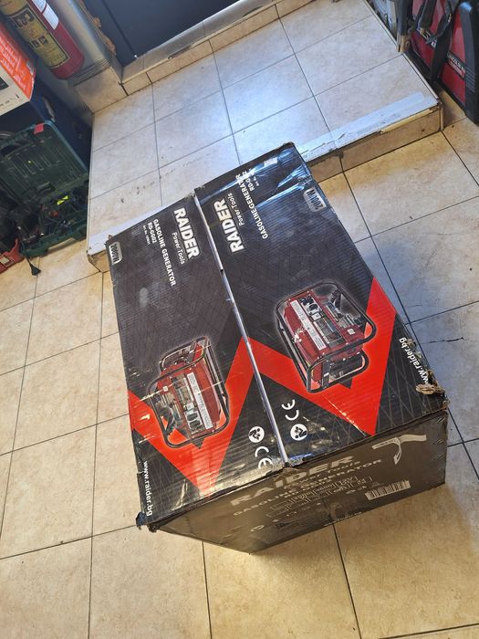 Бензинов монофазен генератор за ток Raider RD-GG02