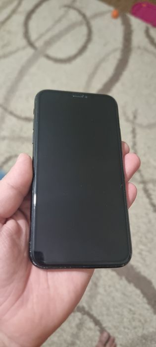 Айфон XR продам 64гб