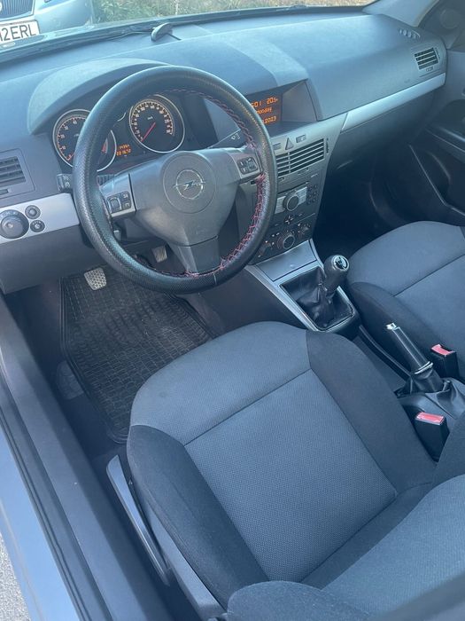 Opel astra h 1.6