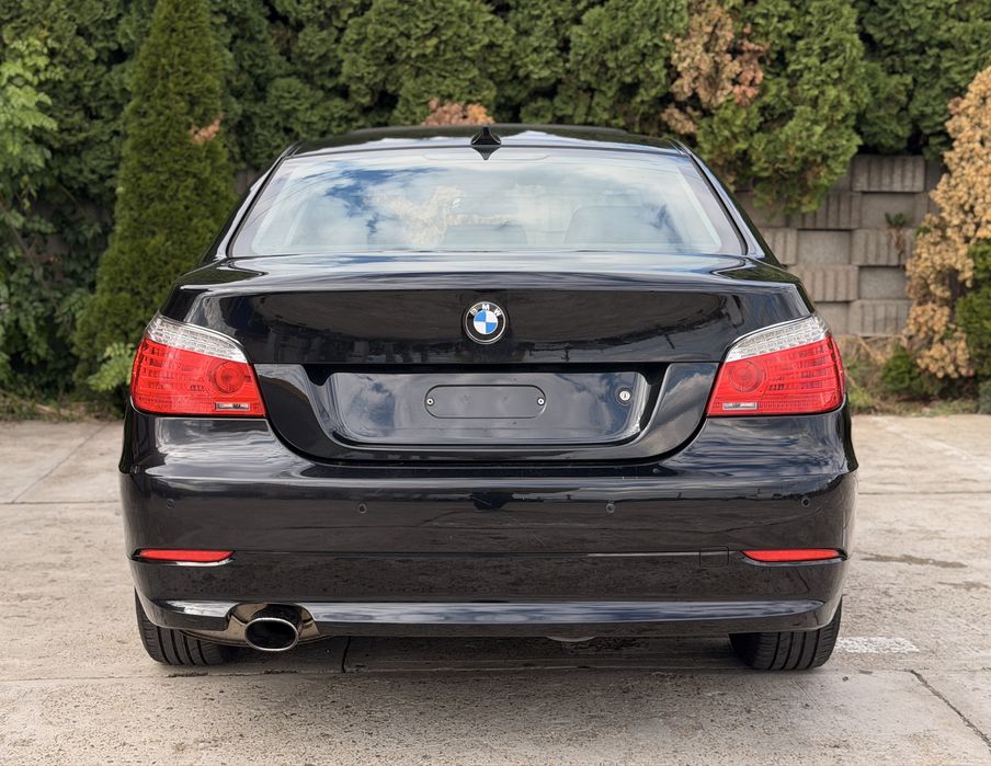 BMW Seria 5 E60 / 520d / 2009 / Night Vision / Soft Close / Scaune cu ventilatie / Comfort Acces