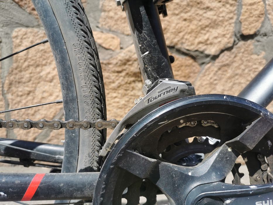 Городской гибрид Haro (Shimano Altus)