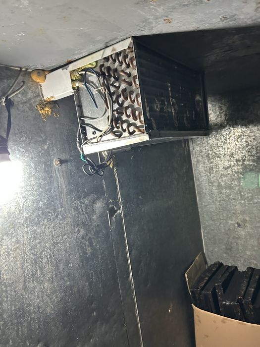 Хладилна камера 10 кубика минусова